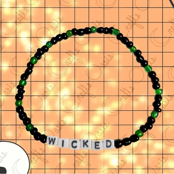 Wicked bracelet Crafts Oasis - Picture 1 of 4